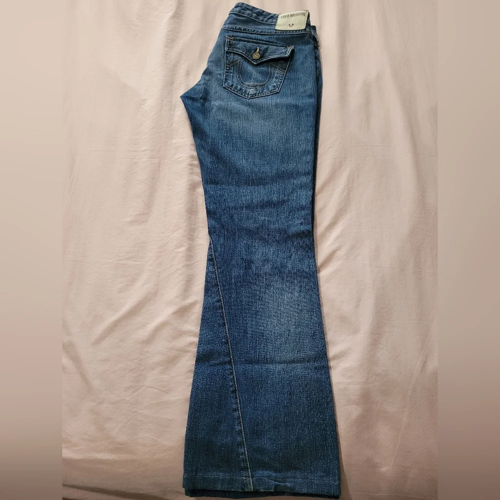 True Religion Joey Low Rise Flare Jeans with Vintage Distressing 30/30 - Picture 5 of 9